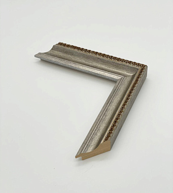 555.214.410     Деревянный багет